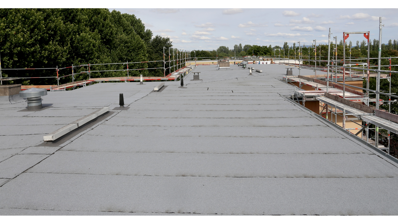 High-quality EPDM roofing installed on a commercial building, providing superior durability, weather resistance, and energy efficiency for long-term protection